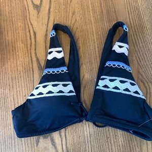 NWOT Isabella Rose Country Roads Swim Top -‎ Women's Size M - Black